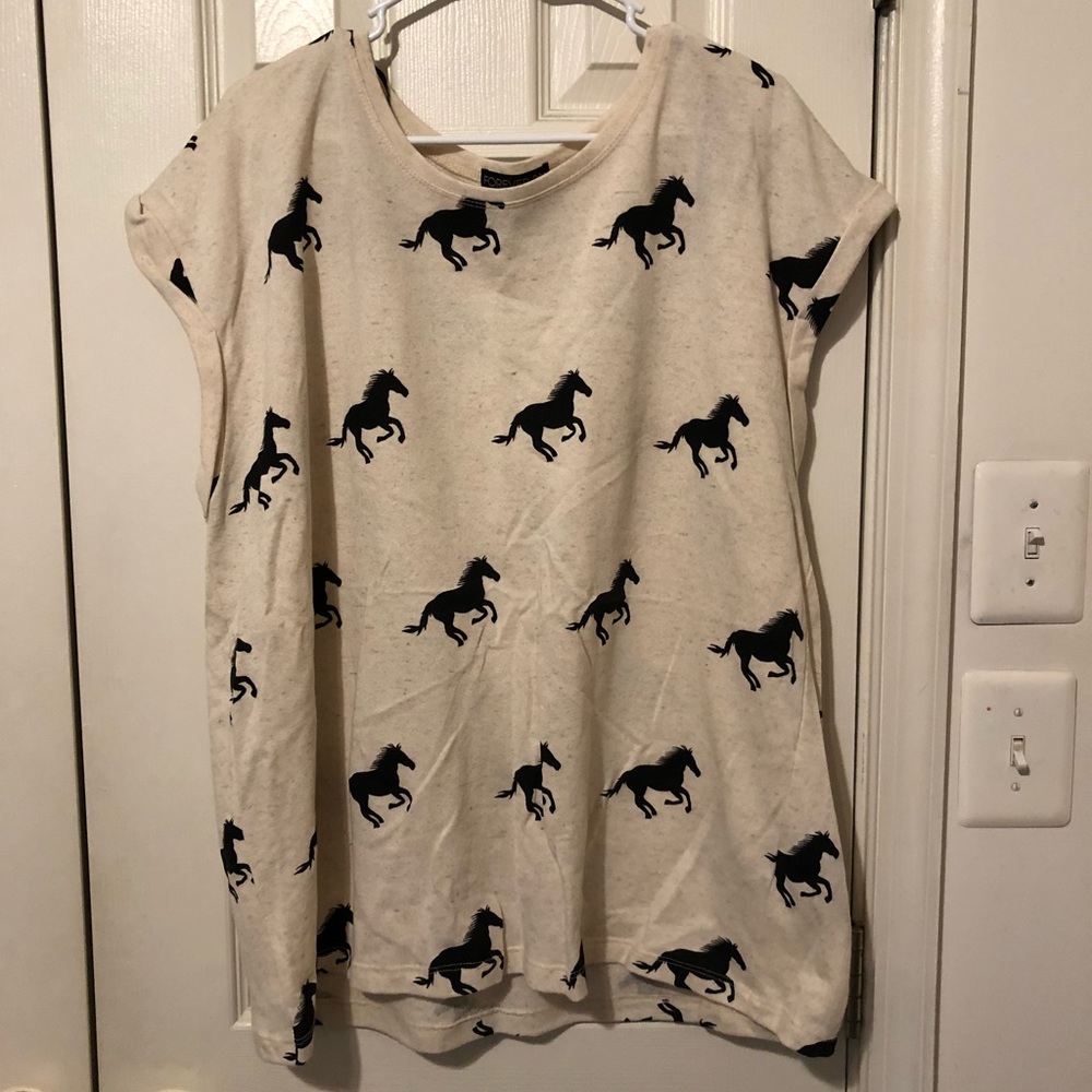 3x Forever 21 Horse short sleeve sweater